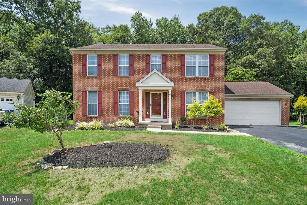 10 Castlegate Ct
