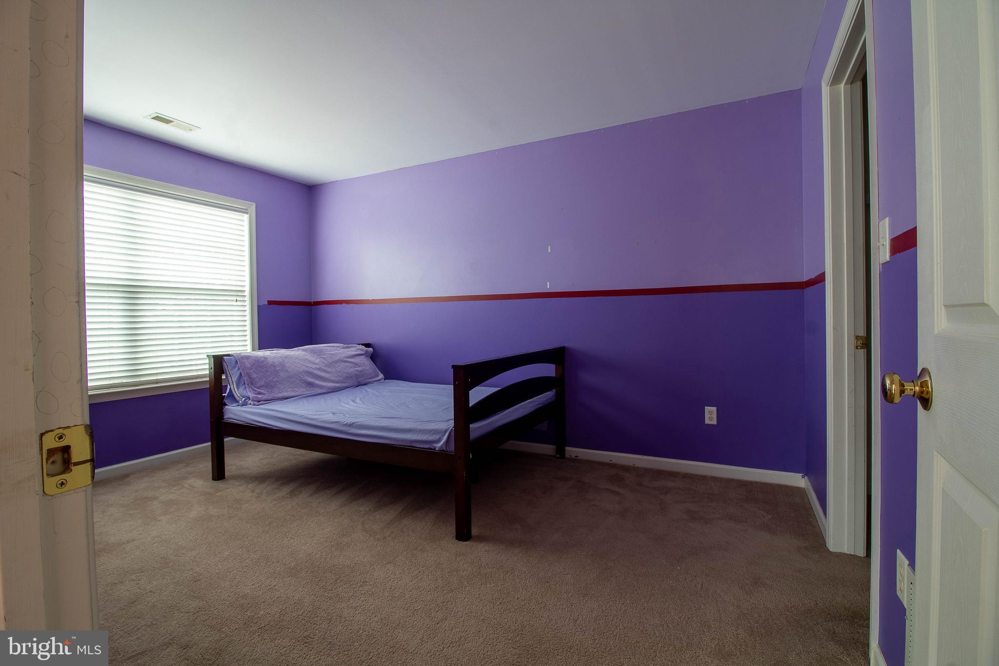 421 Quincy Ave