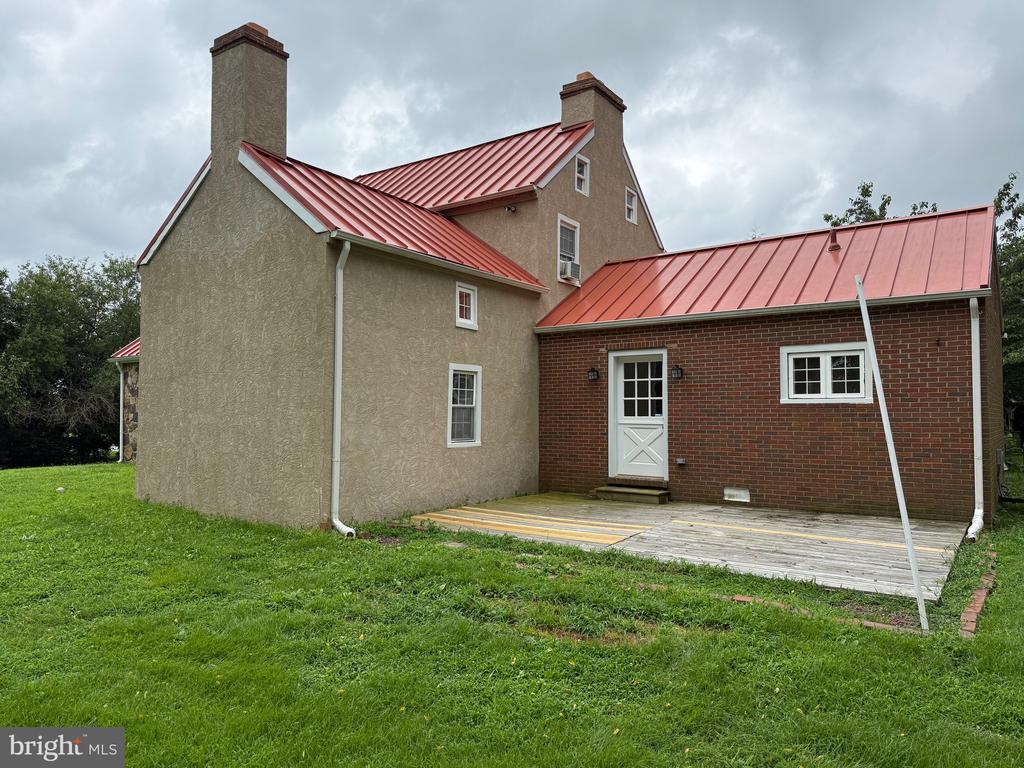 467 Hyetts Corner Rd