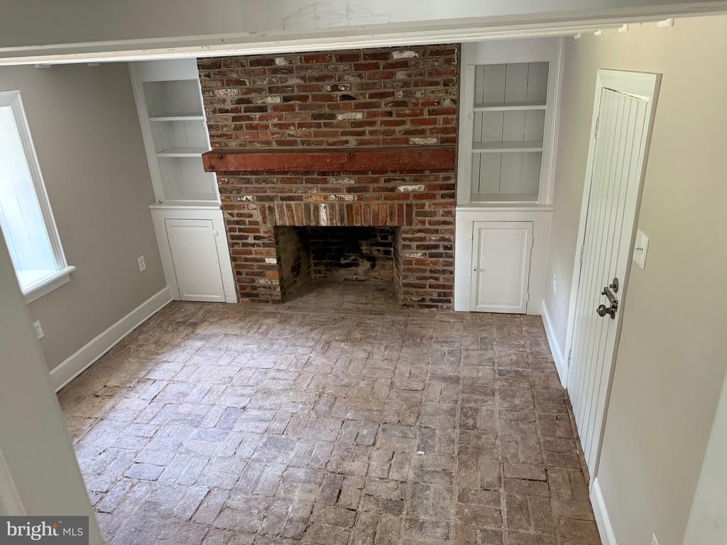 467 Hyetts Corner Rd