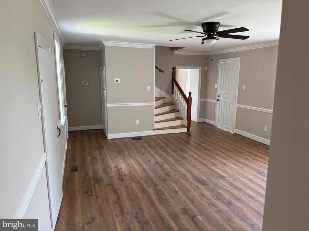 467 Hyetts Corner Rd