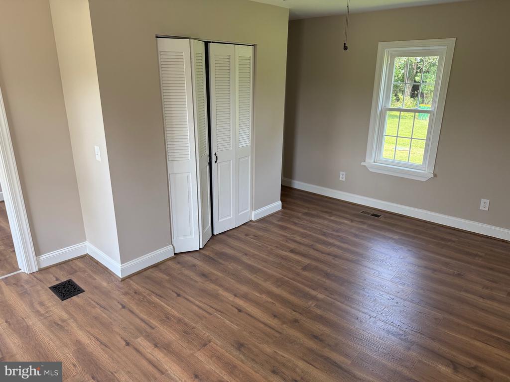 467 Hyetts Corner Rd