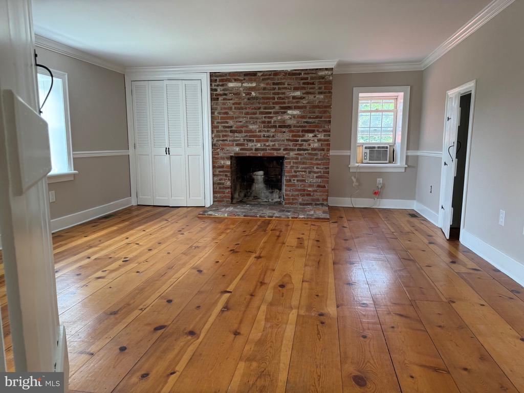 467 Hyetts Corner Rd