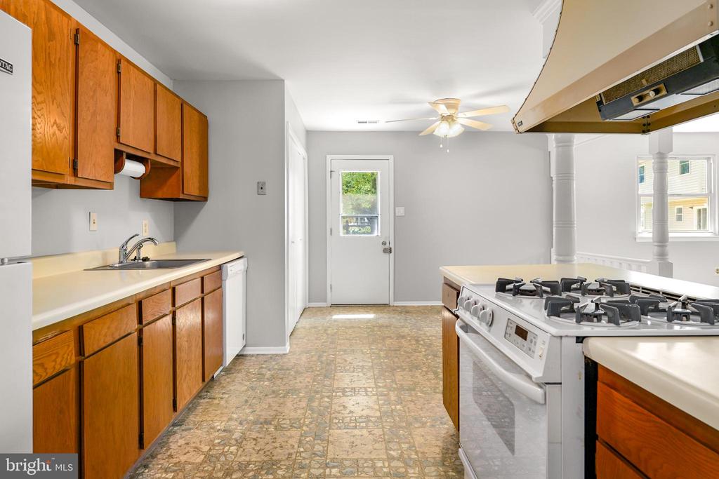 129 Providence Dr