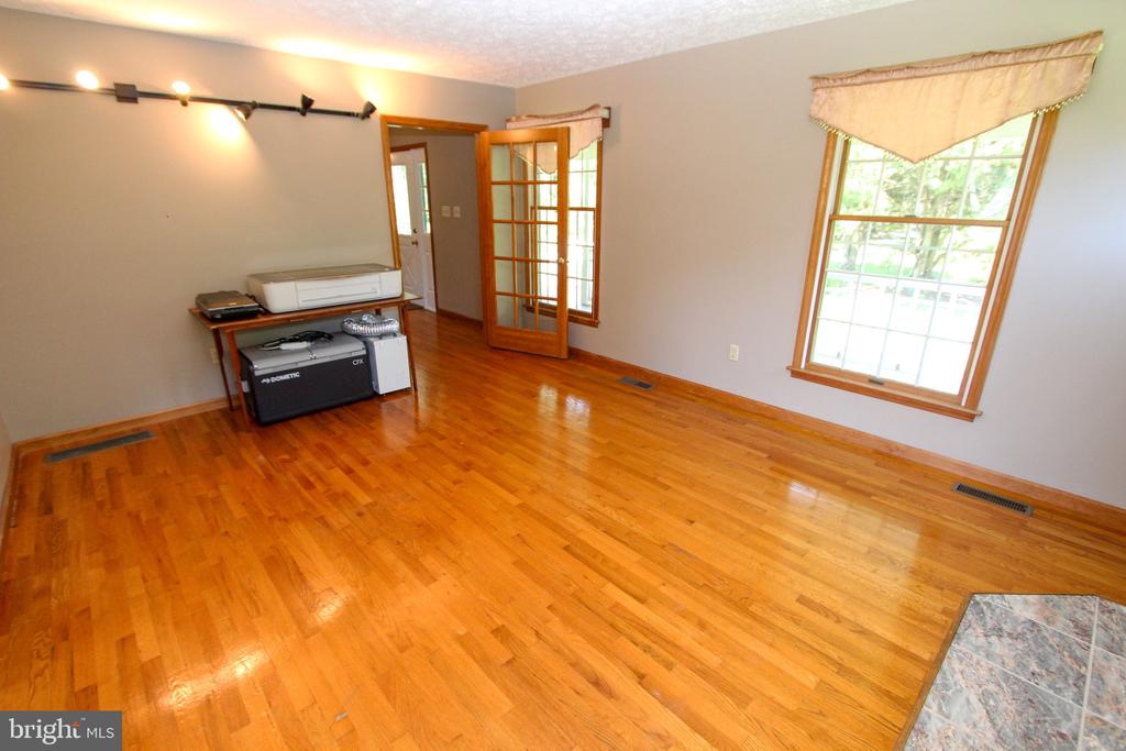 123 LUMS POND ROAD