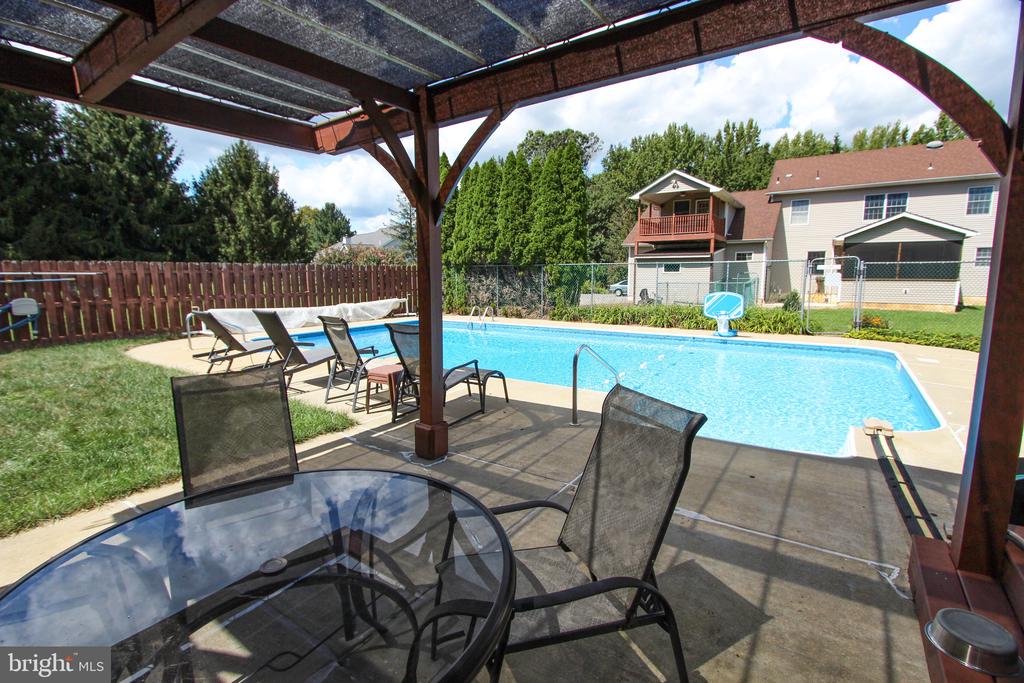 123 LUMS POND ROAD