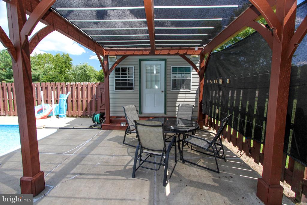 123 LUMS POND ROAD