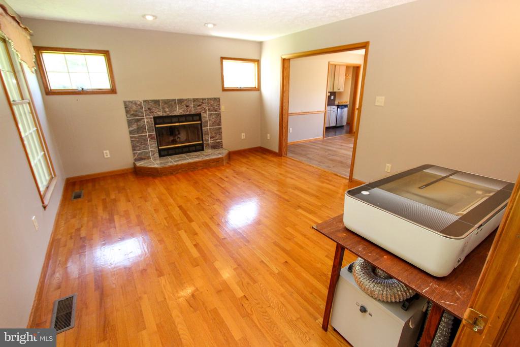 123 LUMS POND ROAD