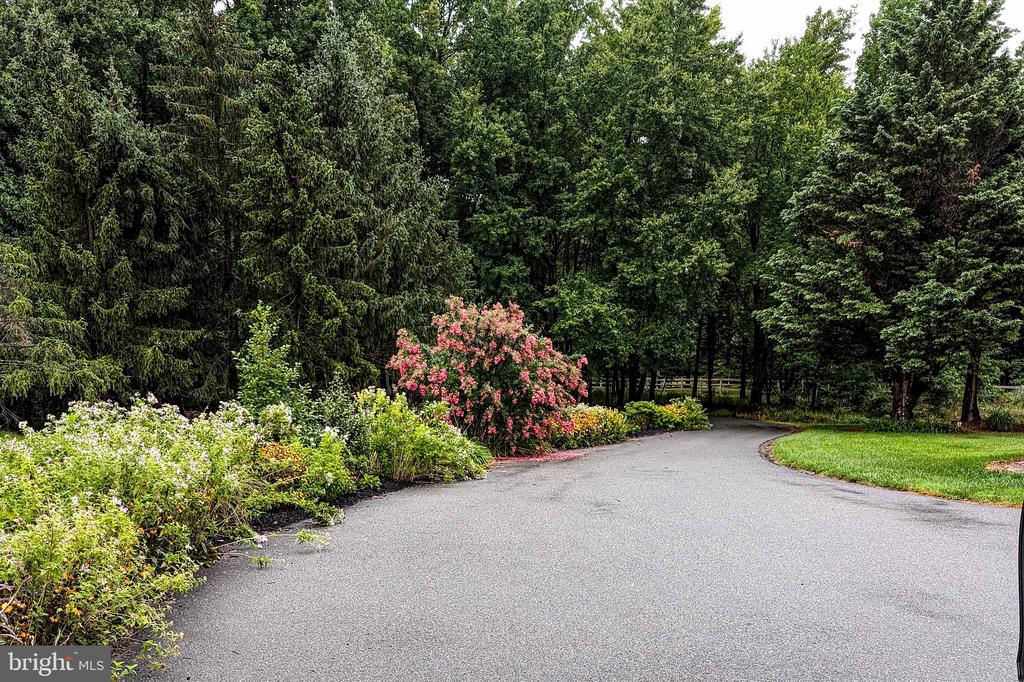 123 LUMS POND ROAD