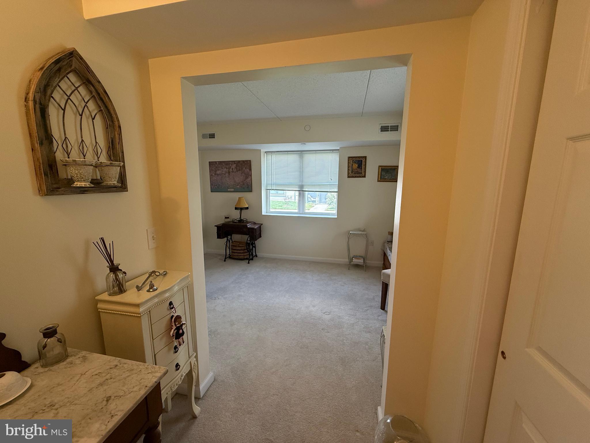 323 GOVERNOR HOUSE CIRCLE 28