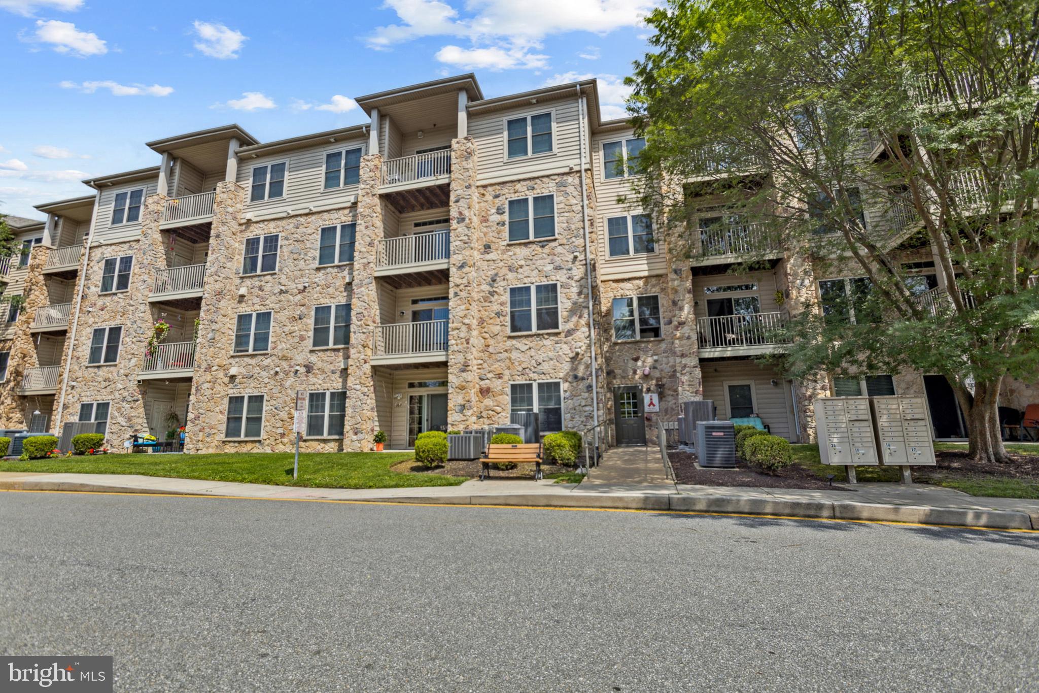 3000 FOUNTAINVIEW CIRCLE UNIT 3311