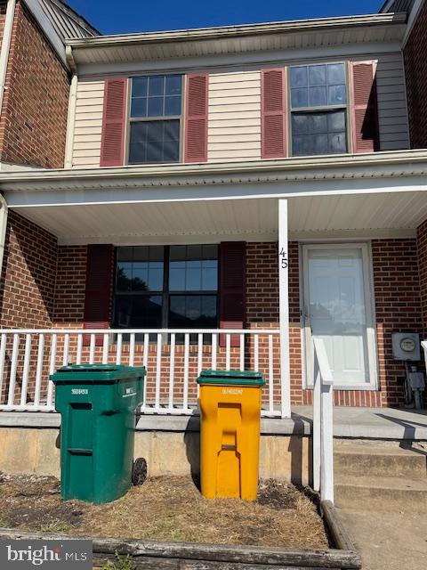 45 MACTAVISH COURT