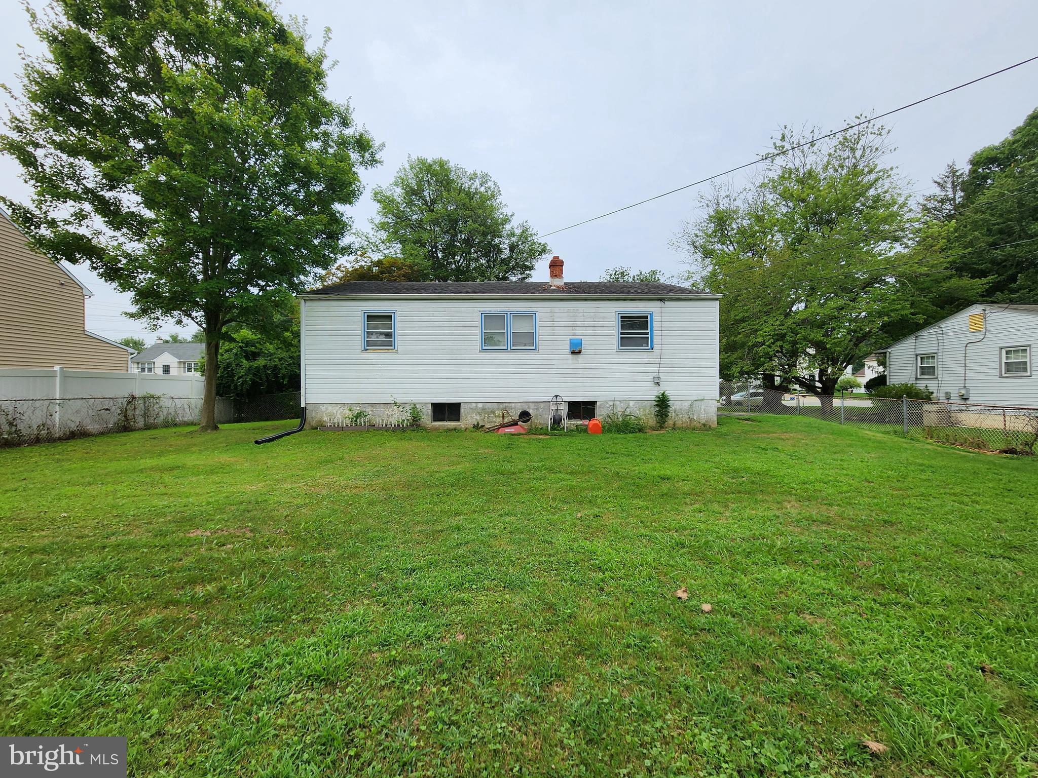 819 OLD HARMONY ROAD