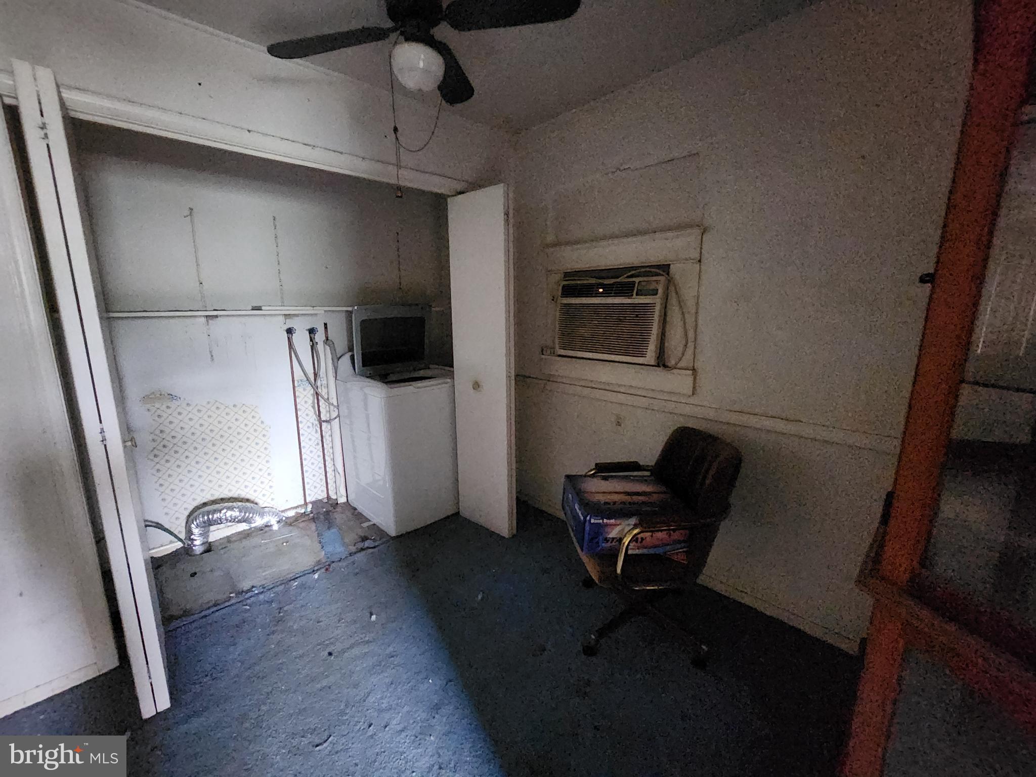 819 OLD HARMONY ROAD