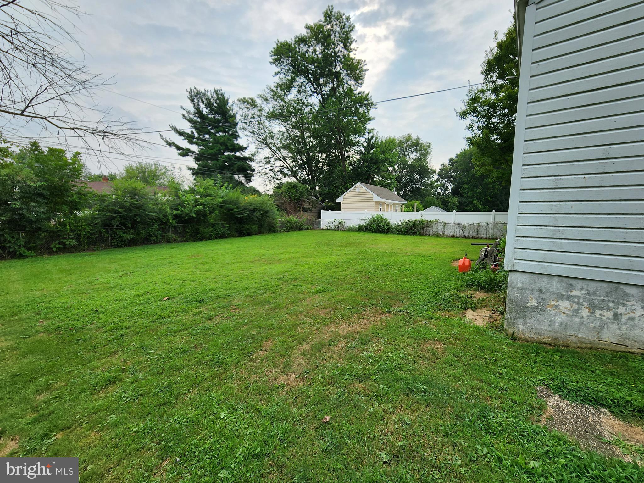 819 OLD HARMONY ROAD