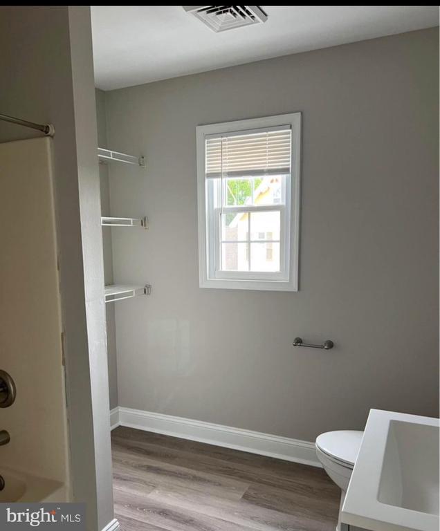 318 MAIN STREET APT 6