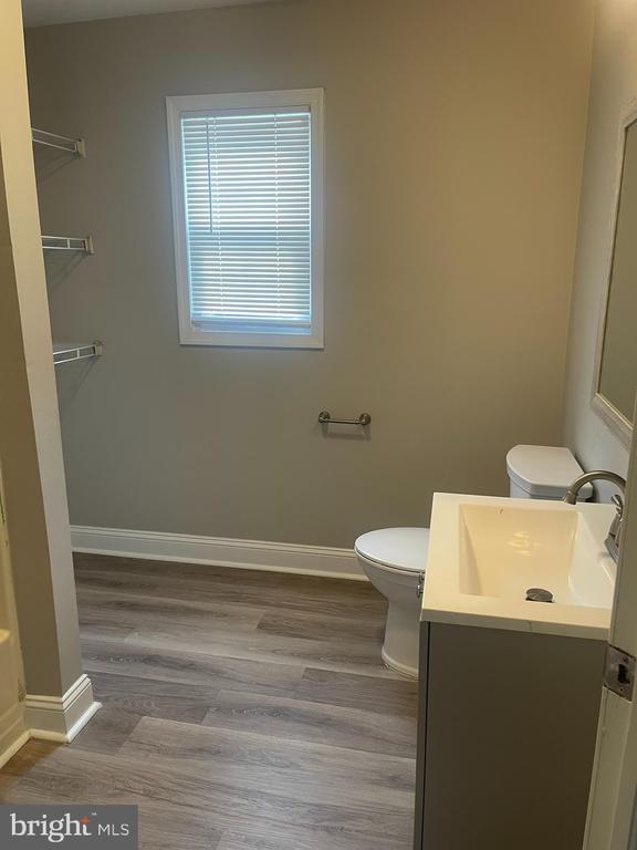318 MAIN STREET APT 6