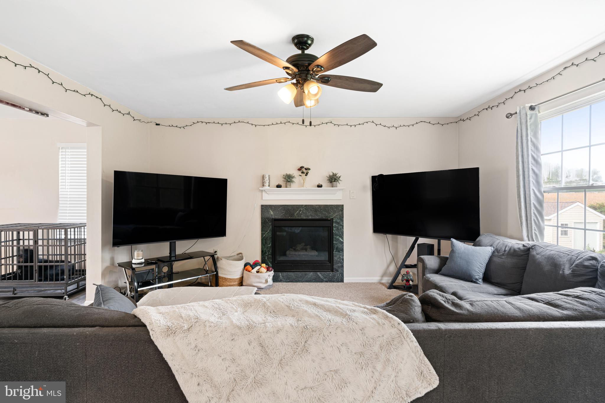 218 FIELDSTONE CROSSING DRIVE