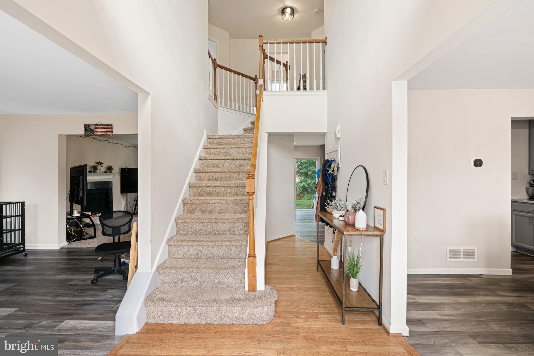 218 FIELDSTONE CROSSING DRIVE