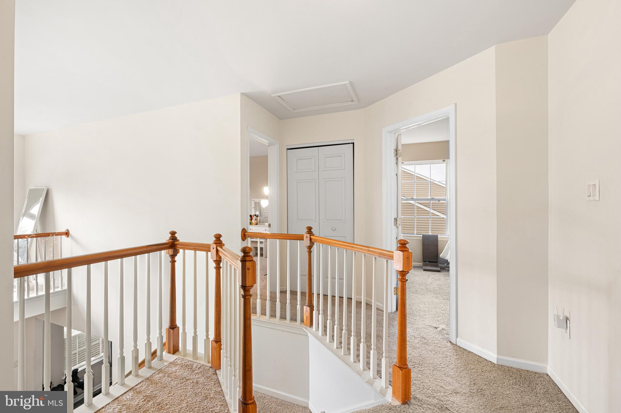 218 FIELDSTONE CROSSING DRIVE