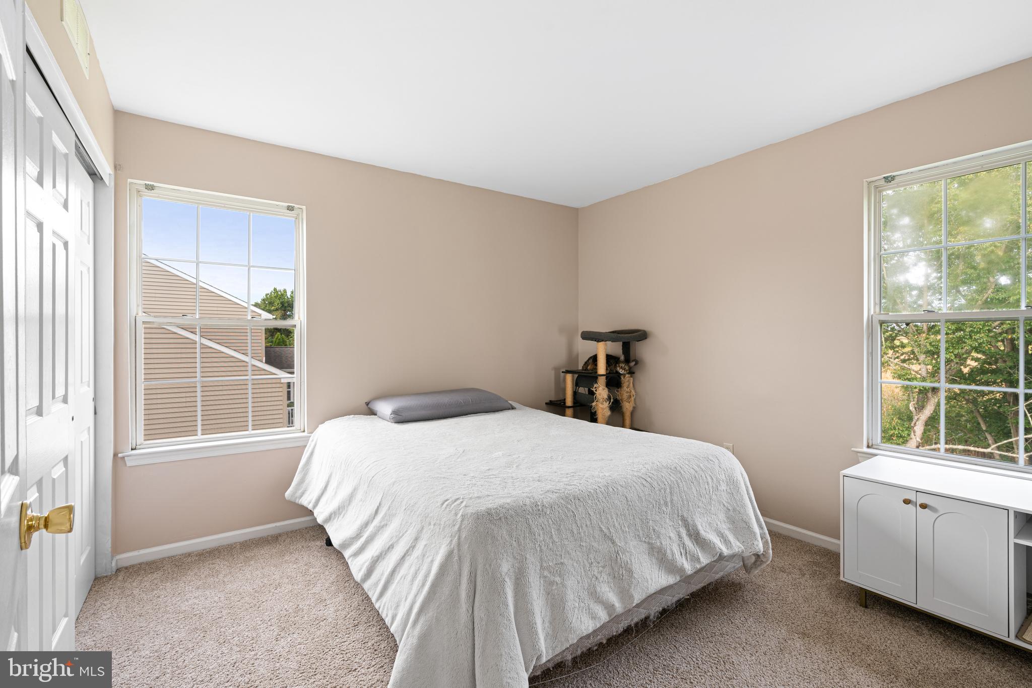 218 FIELDSTONE CROSSING DRIVE