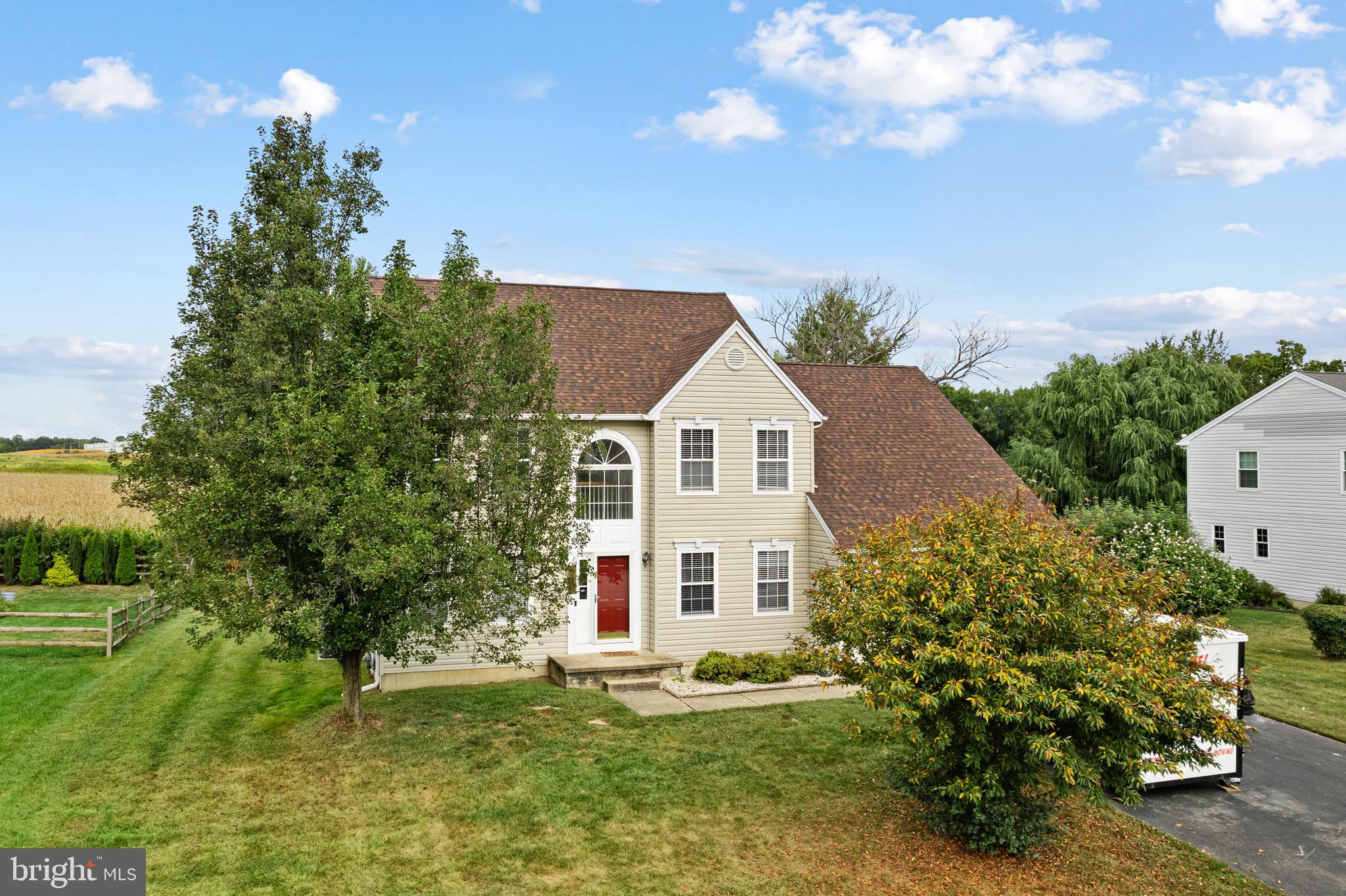 218 FIELDSTONE CROSSING DRIVE