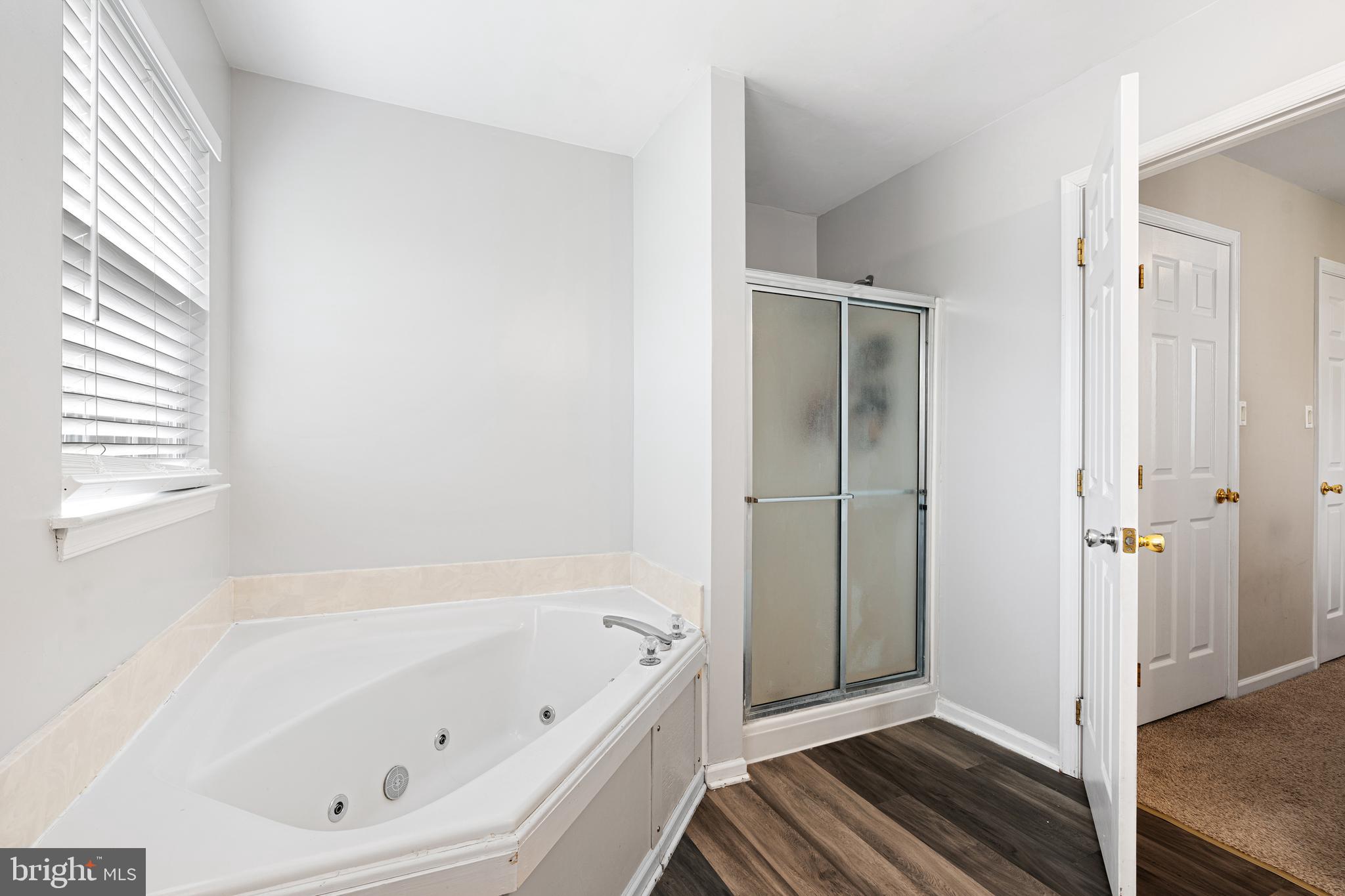 218 FIELDSTONE CROSSING DRIVE