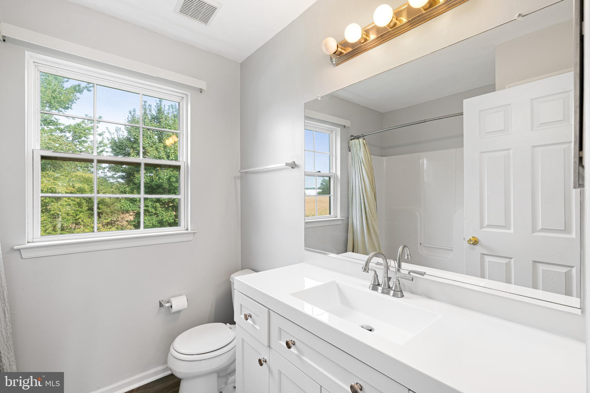 218 FIELDSTONE CROSSING DRIVE