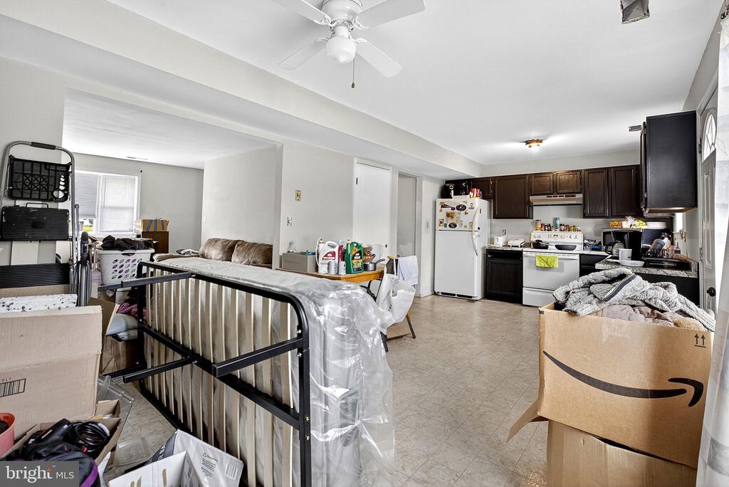 6 DUET COURT