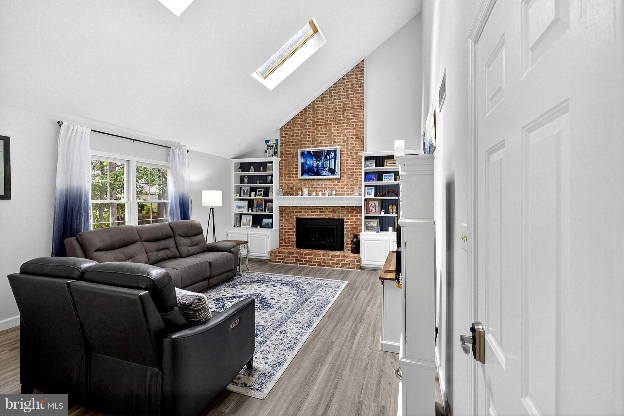 612 TIMBER WOOD BOULEVARD