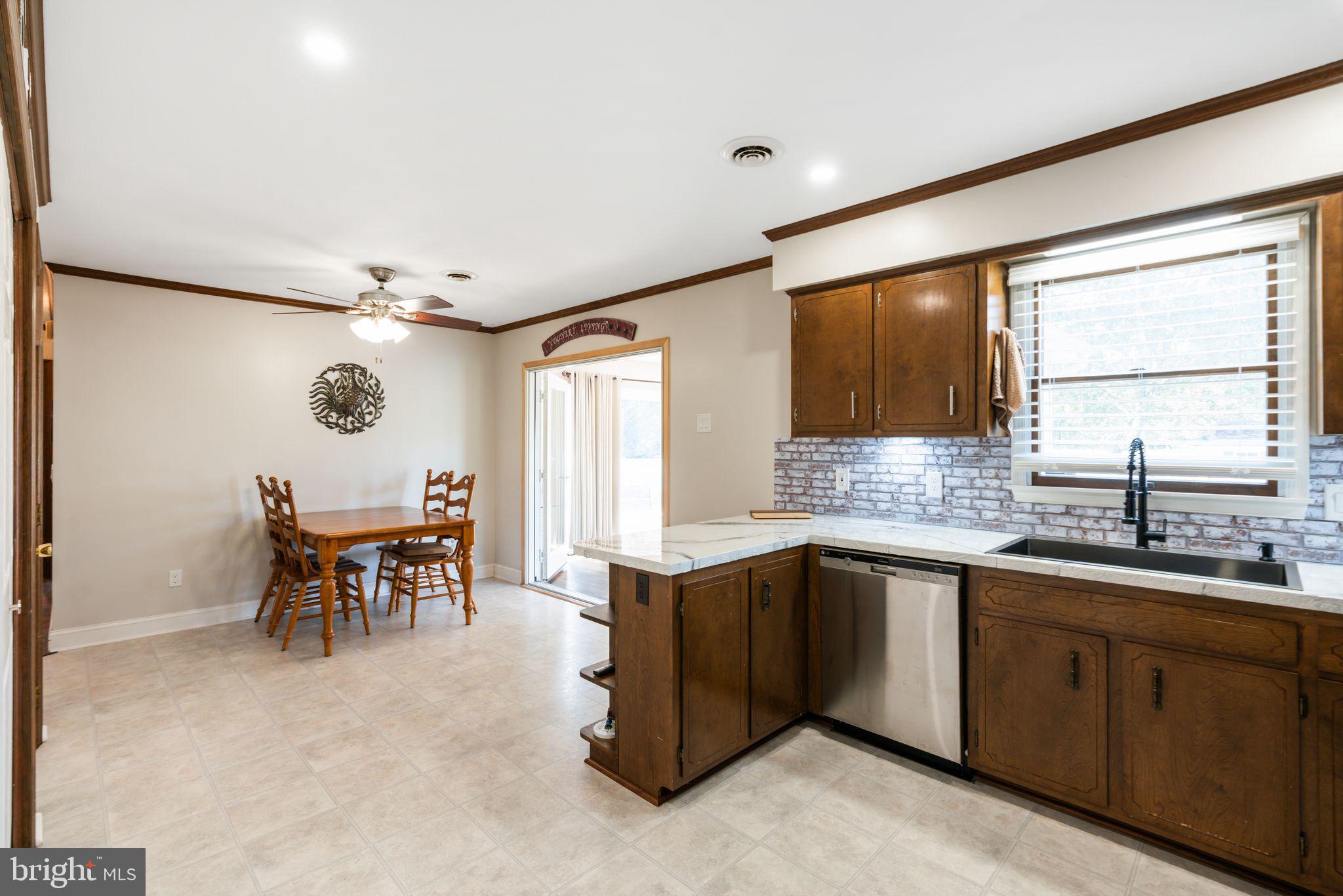 865 SILVER RUN ROAD
