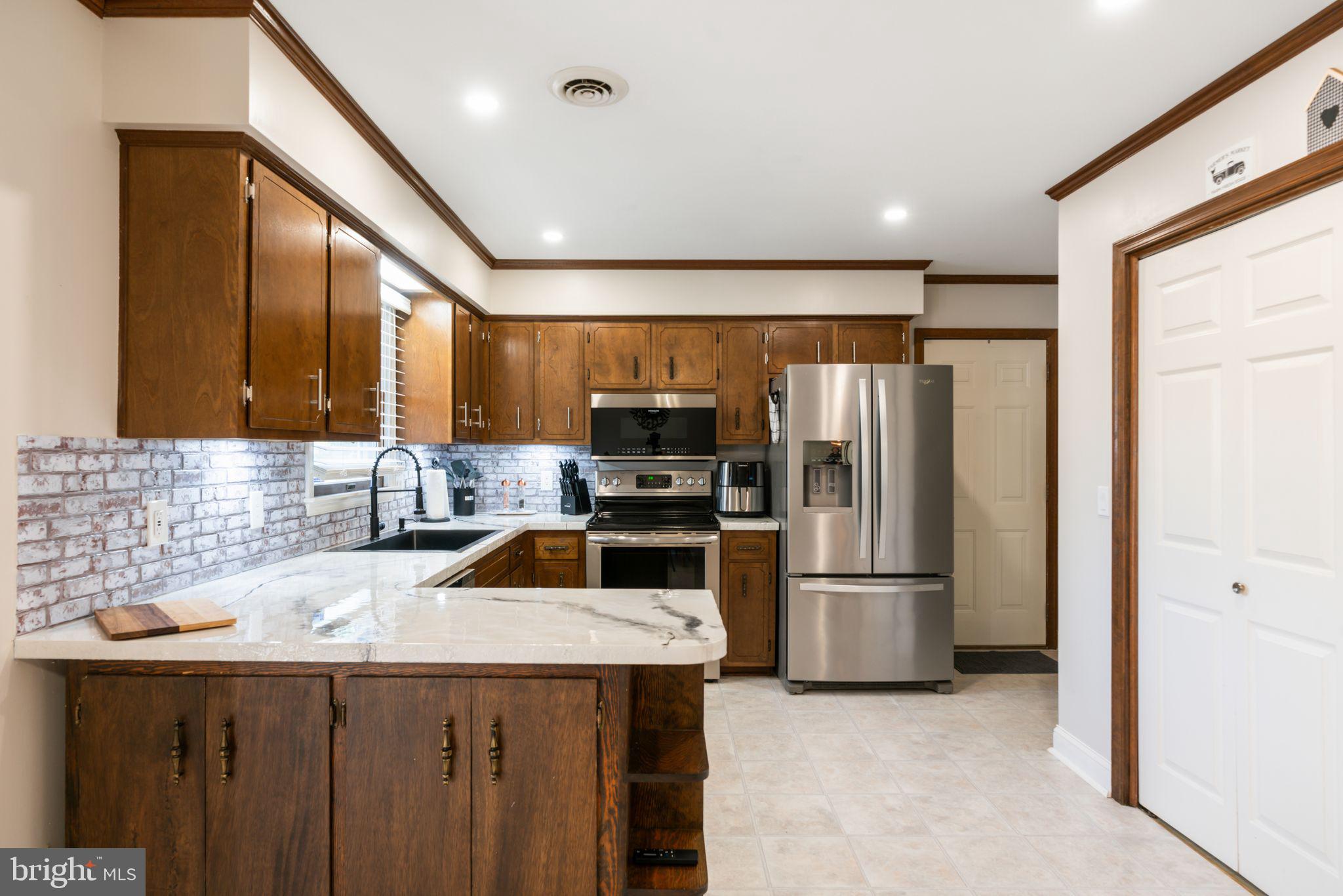 865 SILVER RUN ROAD