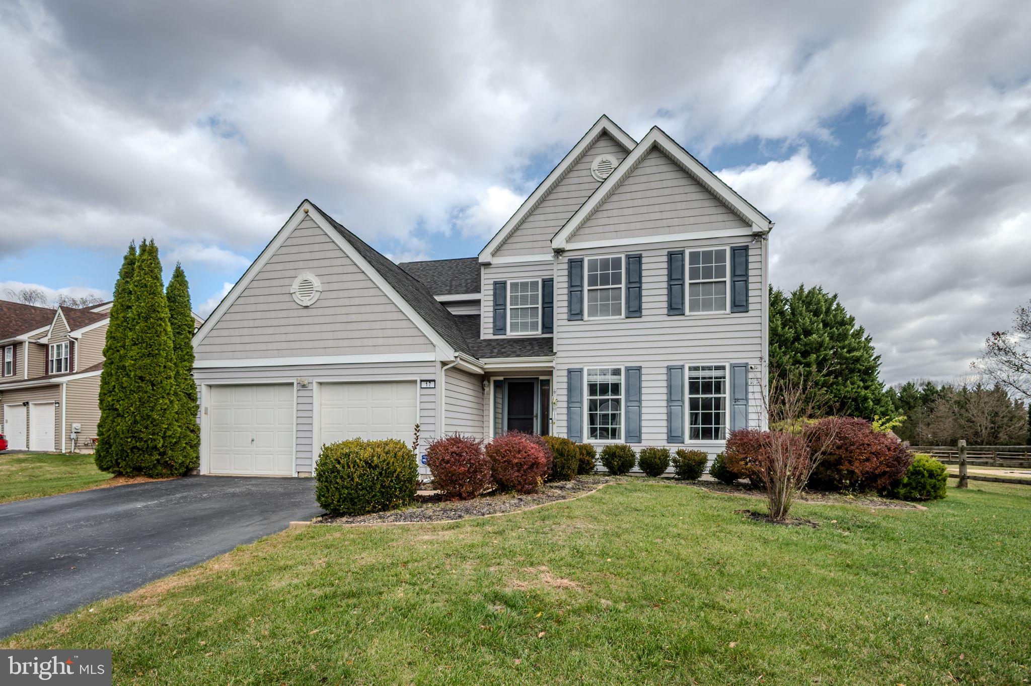 17 OAK VIEW DRIVE