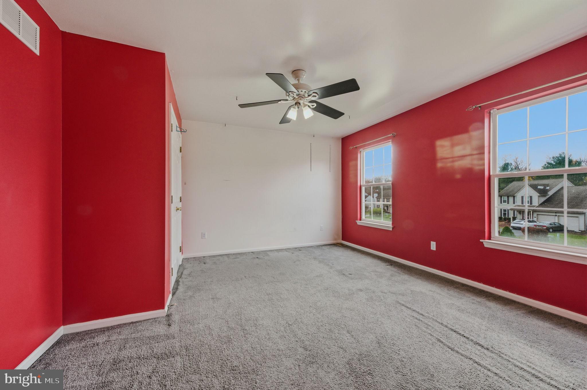 17 OAK VIEW DRIVE