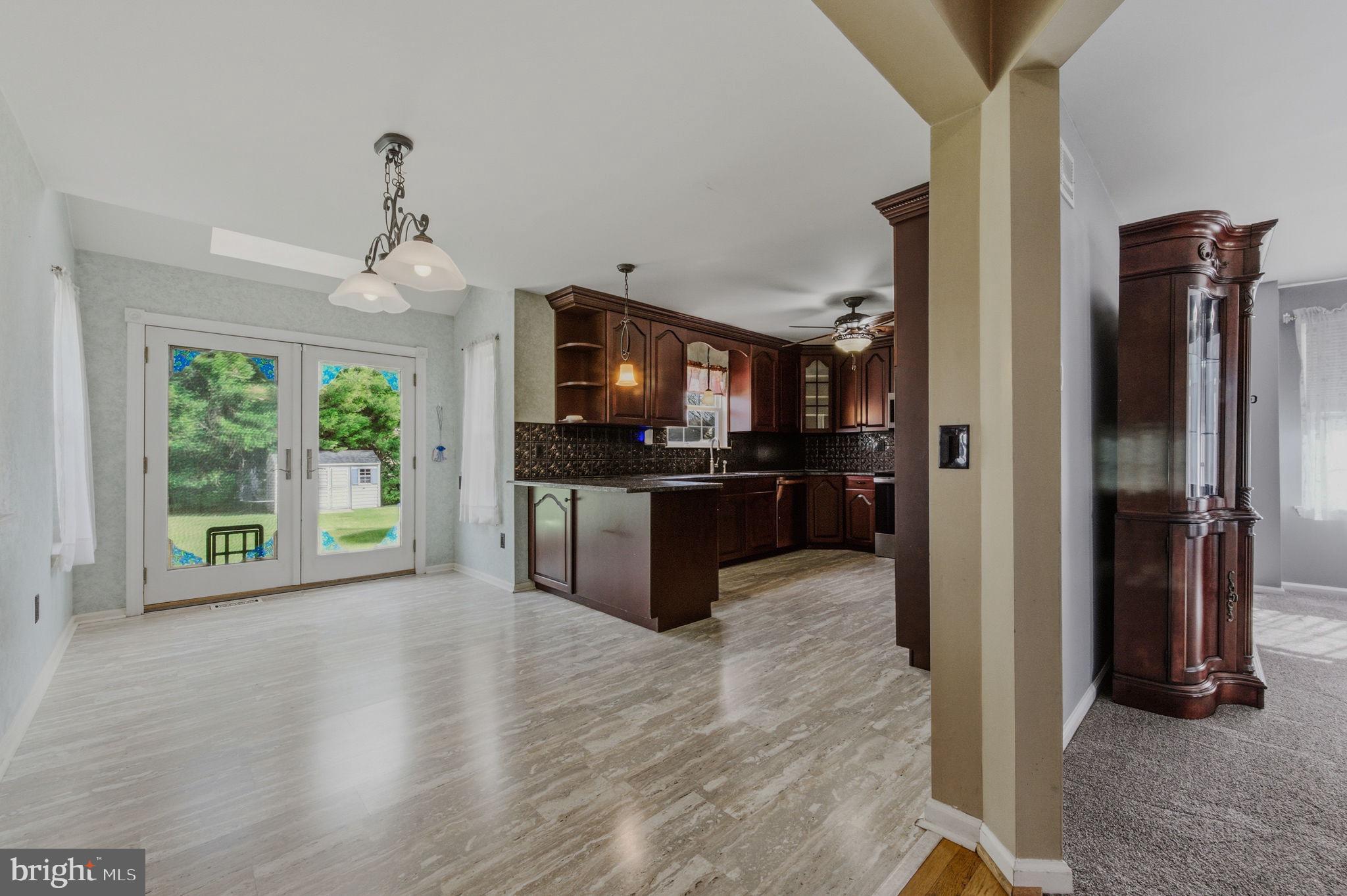 17 OAK VIEW DRIVE