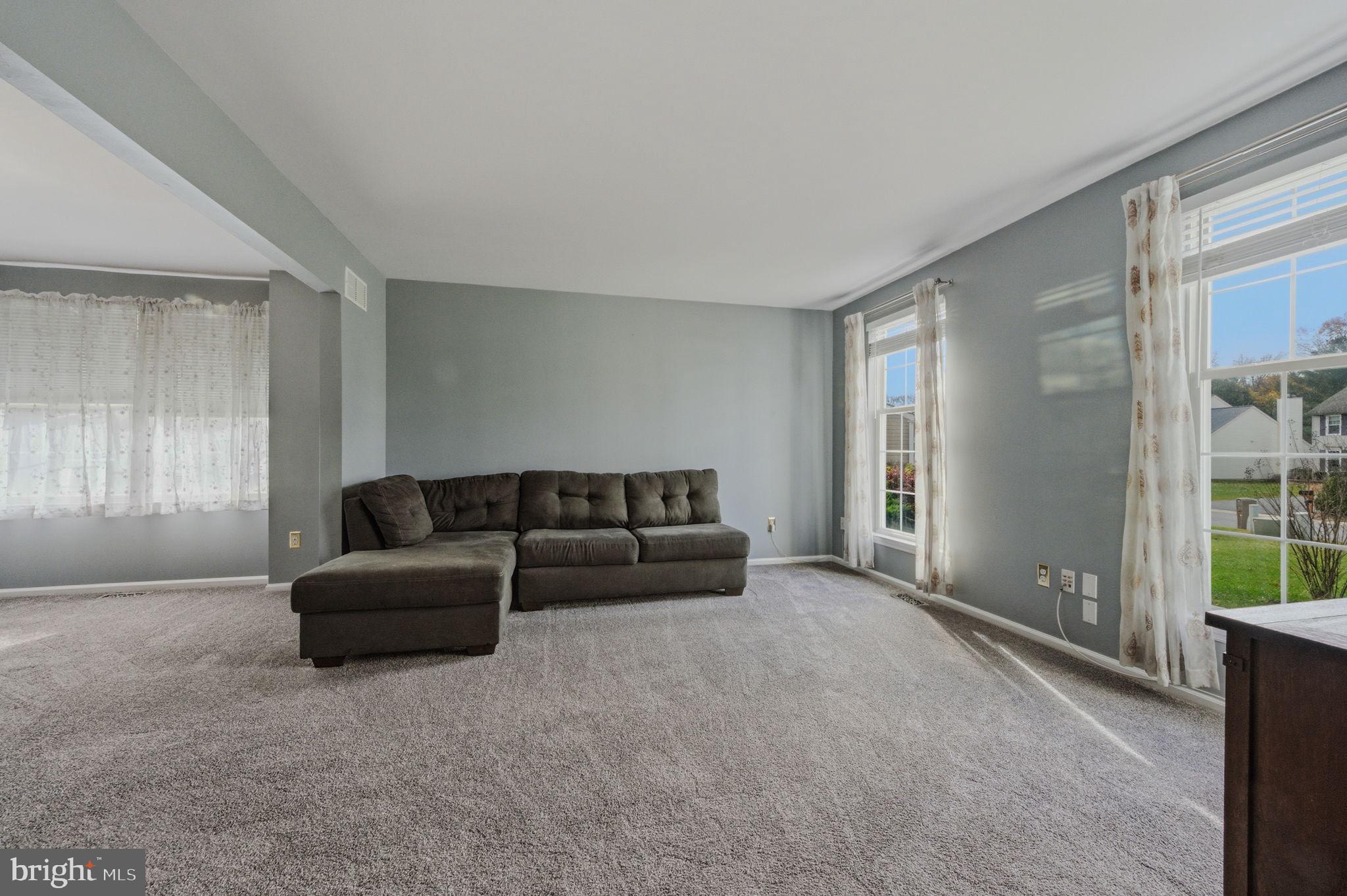 17 OAK VIEW DRIVE