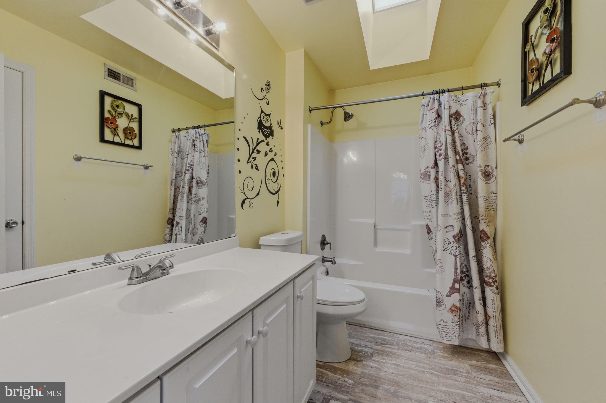 17 OAK VIEW DRIVE
