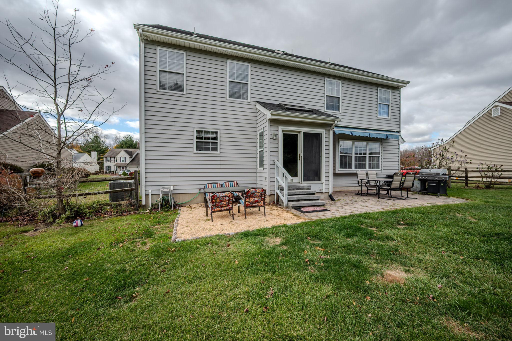 17 OAK VIEW DRIVE