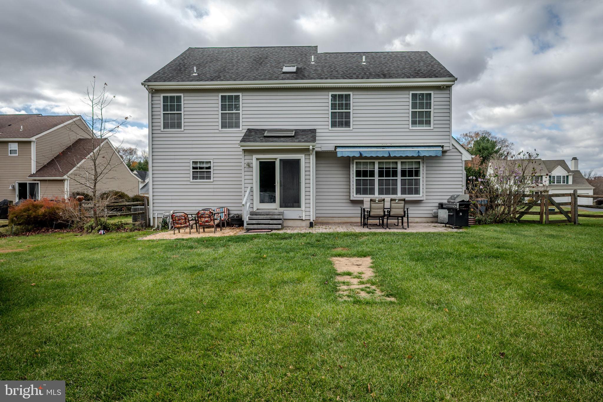 17 OAK VIEW DRIVE