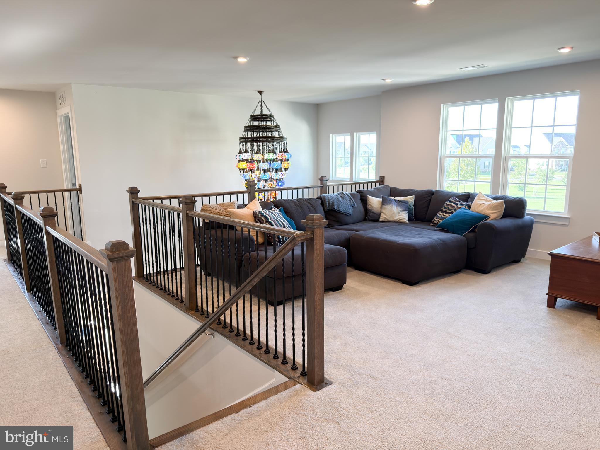 8 MELISSA DRIVE