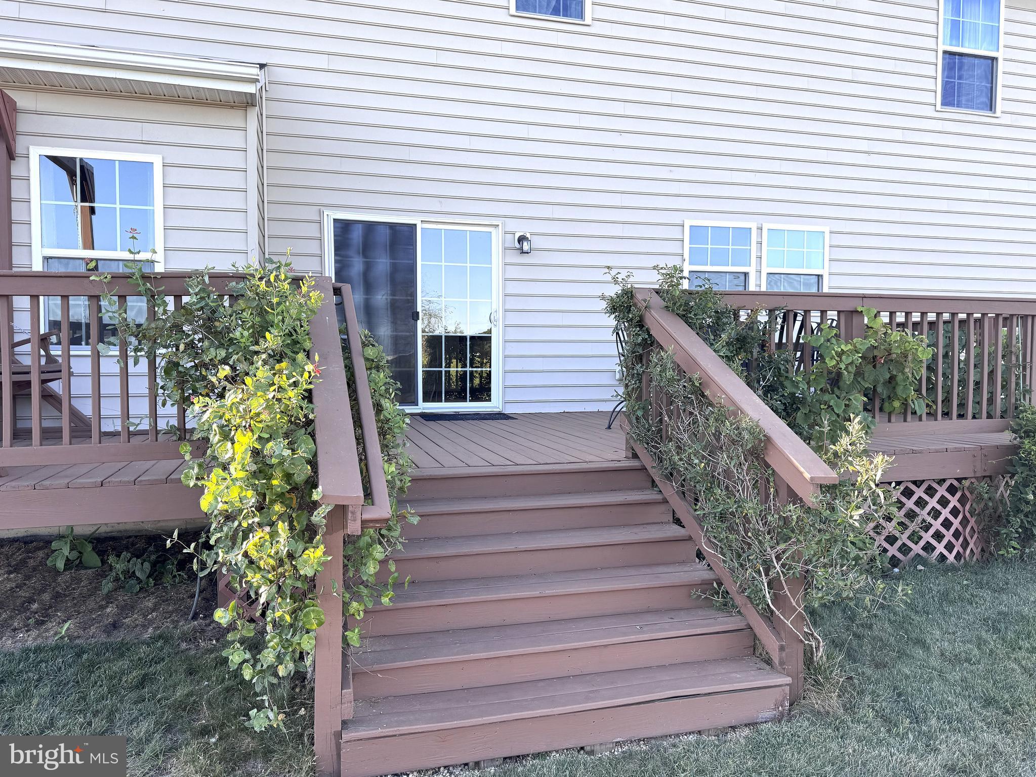 8 MELISSA DRIVE