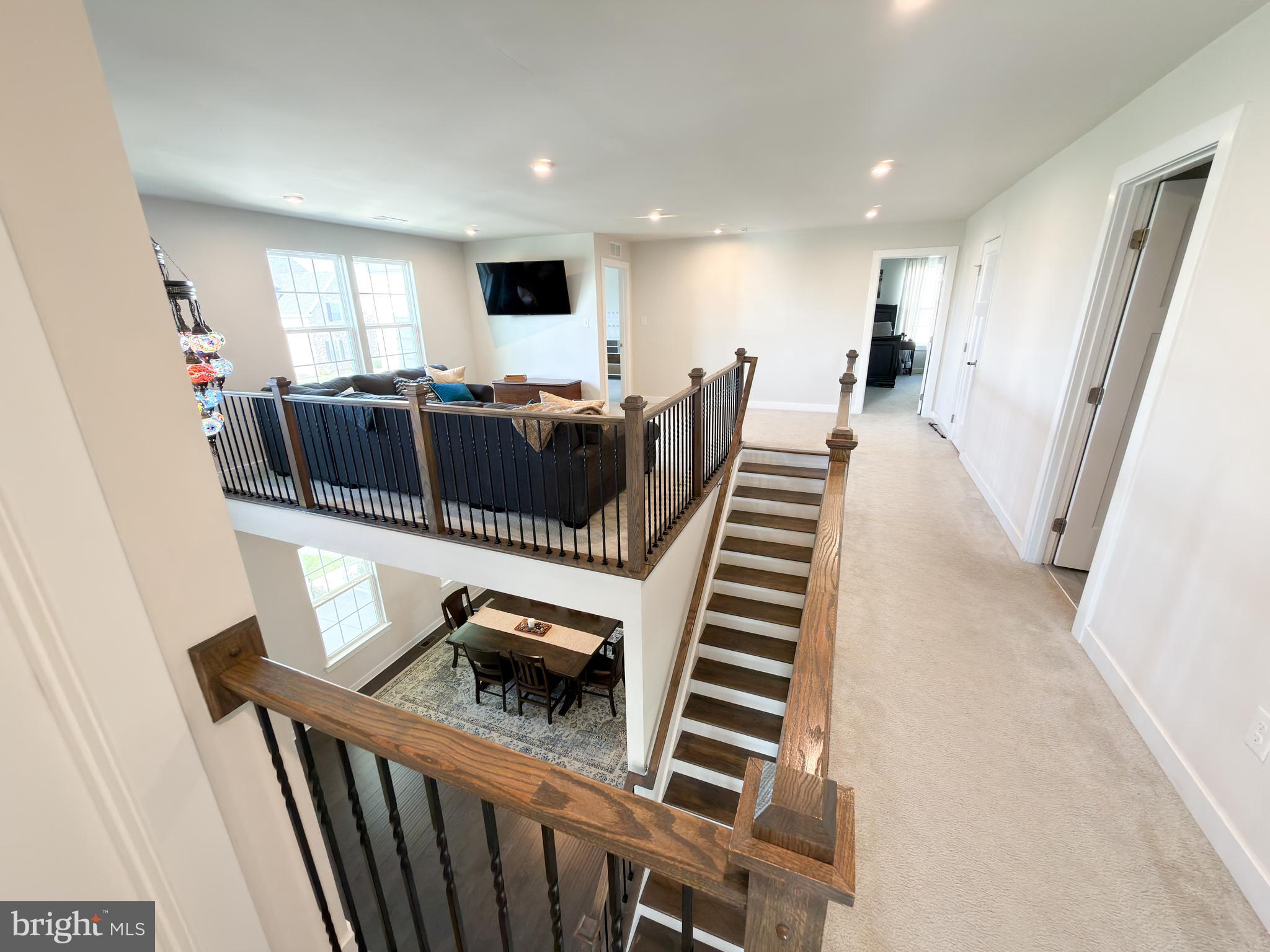 8 MELISSA DRIVE