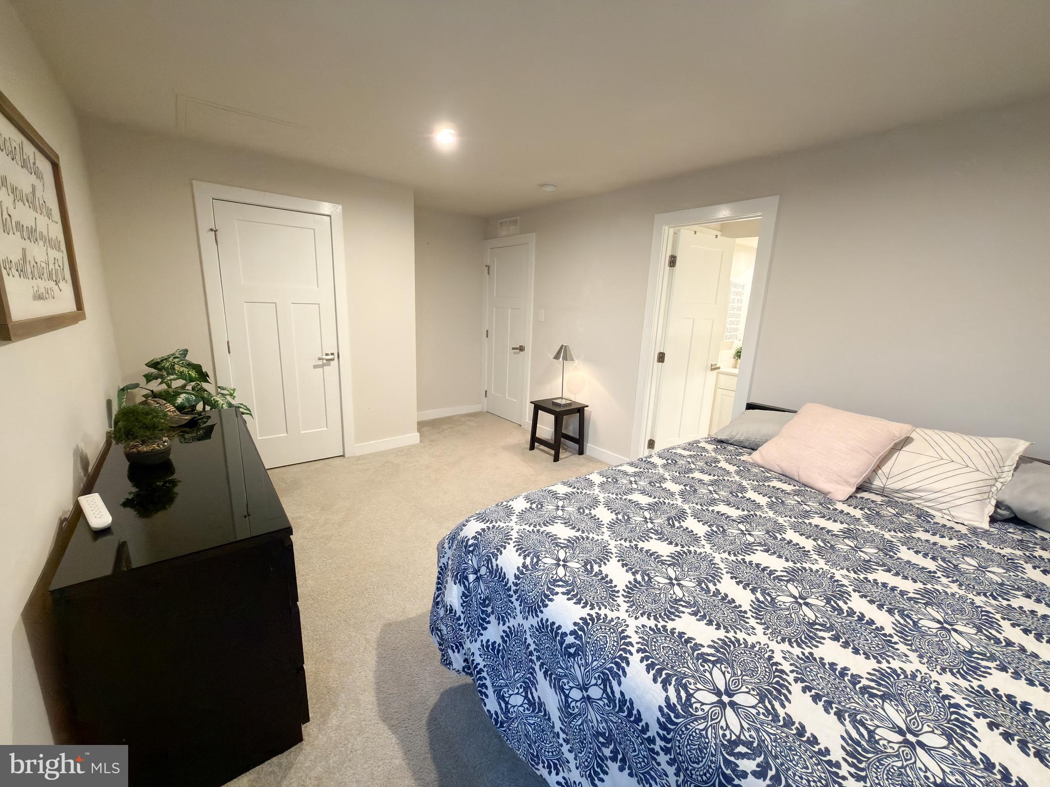 8 MELISSA DRIVE