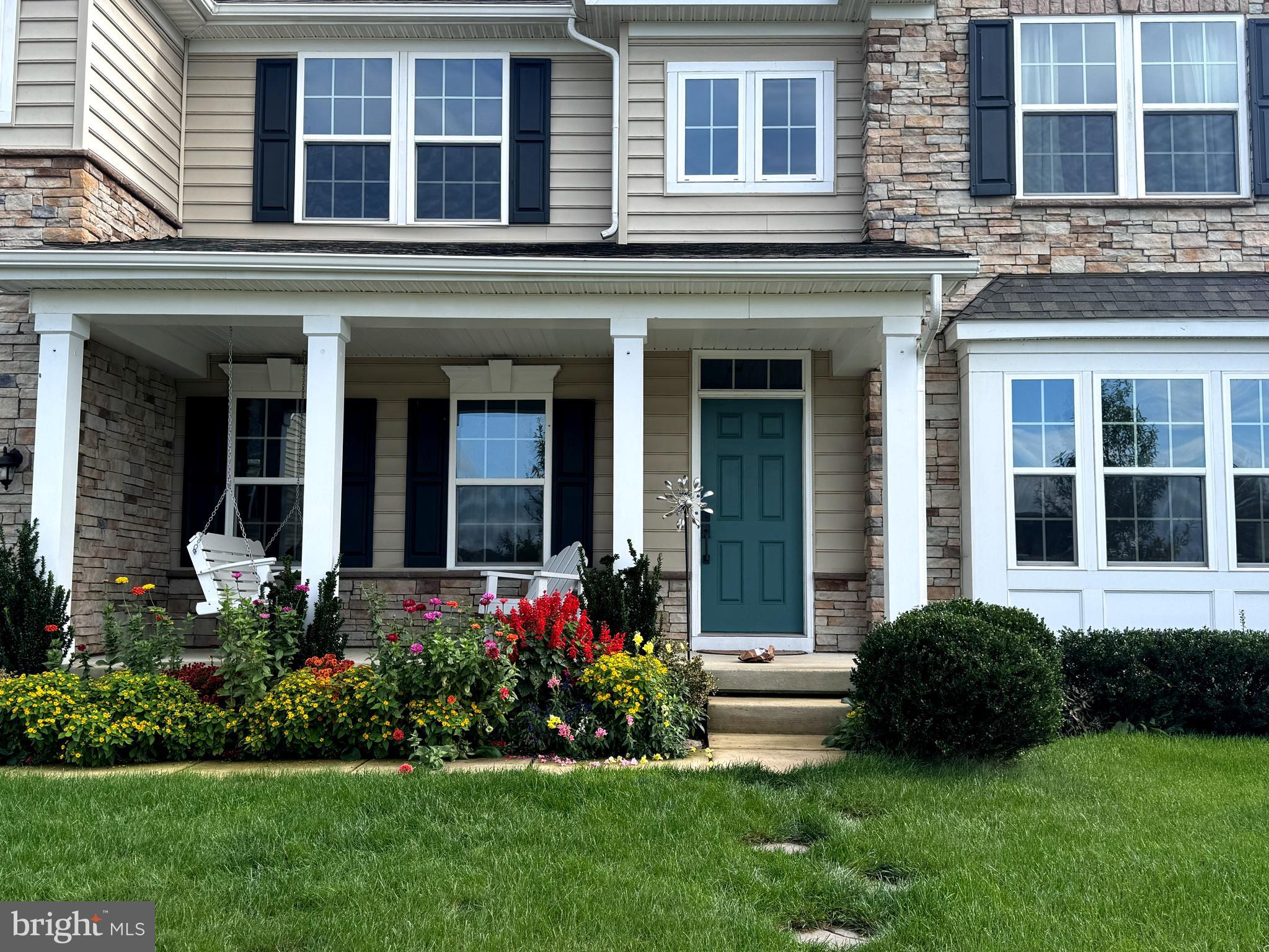 8 MELISSA DRIVE