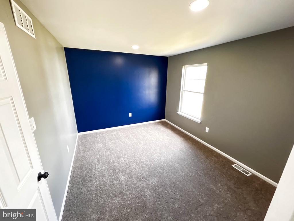 233 ROMEO DRIVE