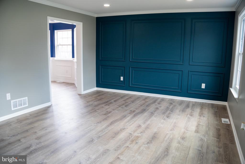 233 ROMEO DRIVE