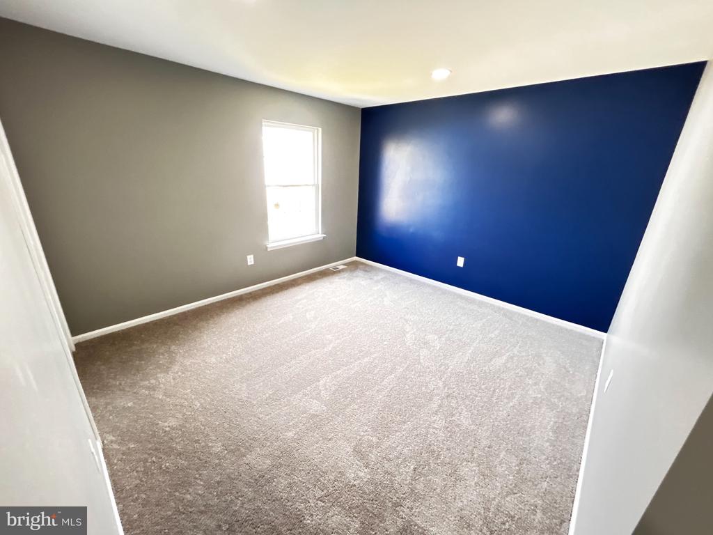 233 ROMEO DRIVE