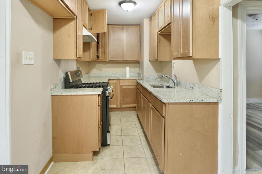 204 W 35TH STREET