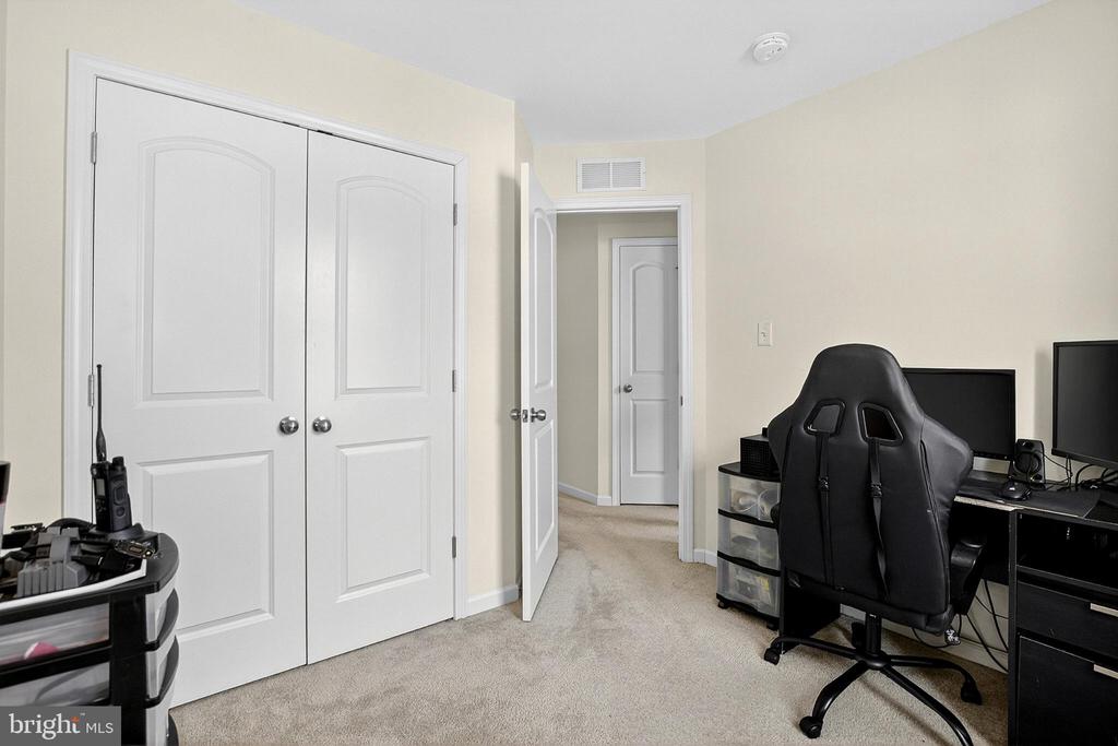 832 LISSICASEY LOOP