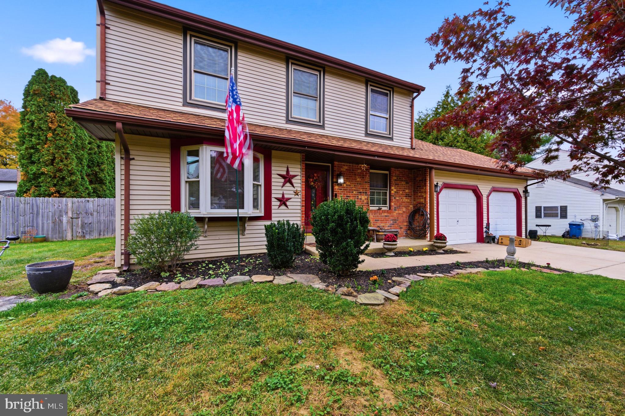 247 W BYNUM